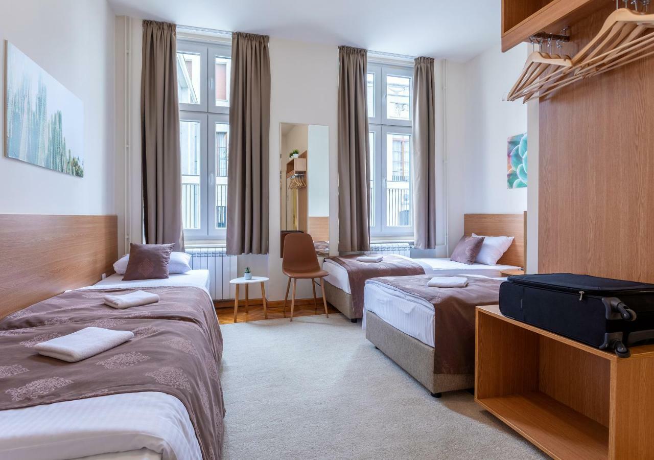 بلغراد Booking En Suite المظهر الخارجي الصورة