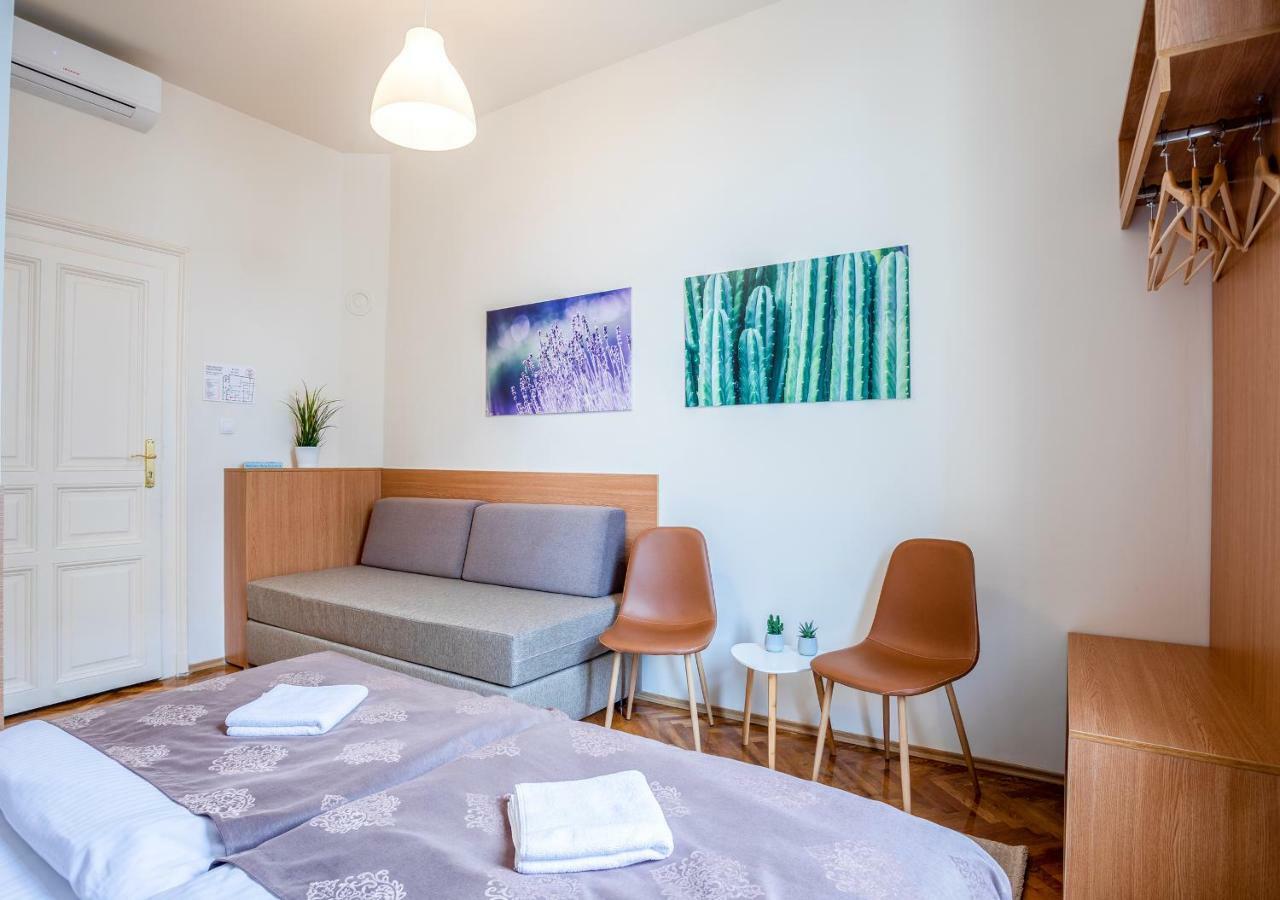 بلغراد Booking En Suite المظهر الخارجي الصورة
